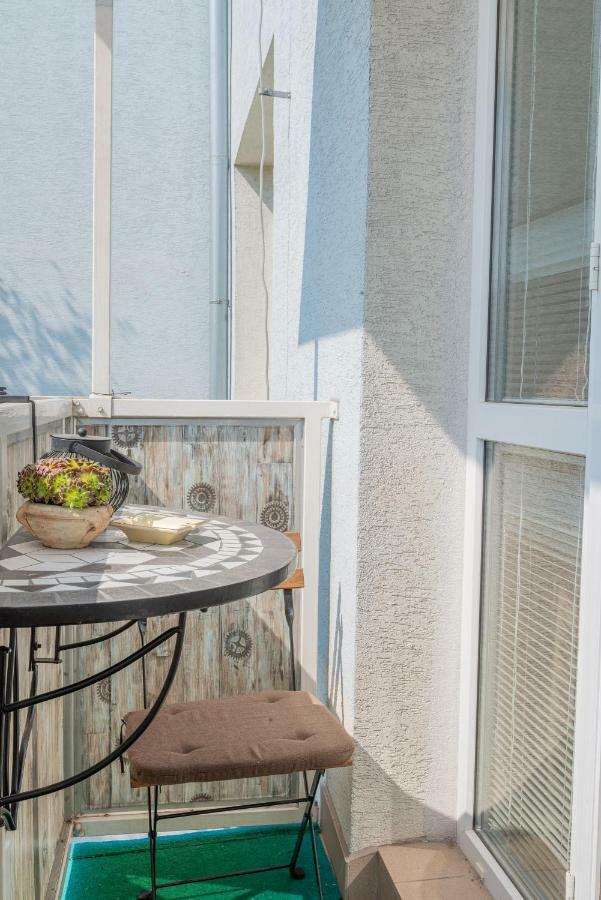 Old Town Vintage Apartment Sturova Кошице Экстерьер фото